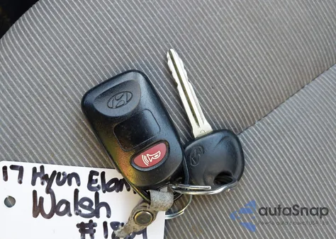 2017 Hyundai Elantra Se z USA, uszkodzony, nr VIN 5NPD84LF2HH108443